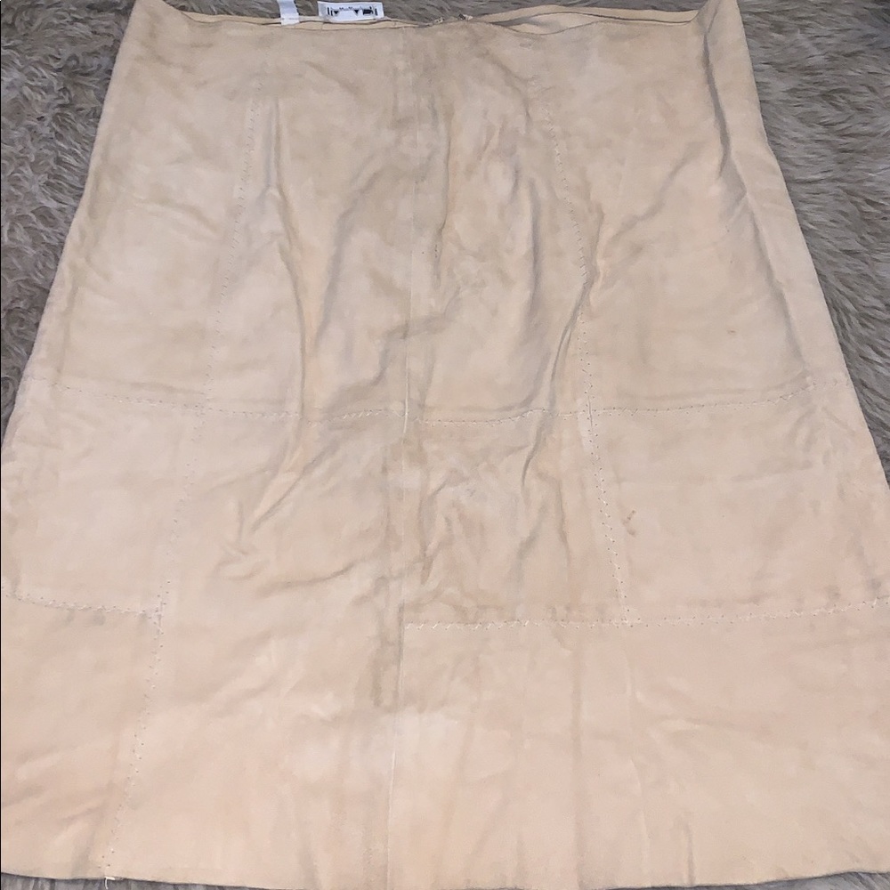 Tahari vintage suede skirt